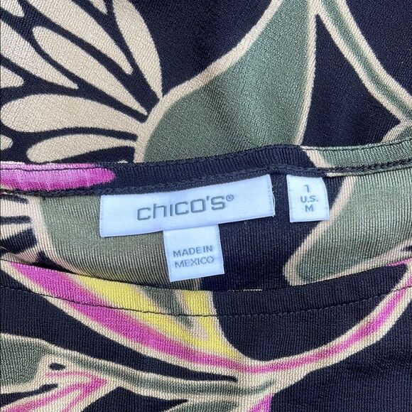 Chico's beautiful, Black red pink Floral Blouse super stretchy size 1 - Picture 4 of 5